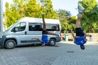 Acrobazie di riscaldamento — Majorettes Onda Azzurra, Jesolo