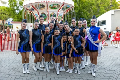 Foto di gruppo della squadra Onda Azzurra — Majorettes Onda Azzurra, Jesolo