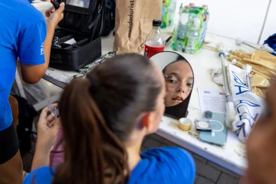 La postazione trucco delle atlete — Majorettes Onda Azzurra, Jesolo
